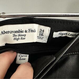 NWT - A&F - Black Vegan Leather Pants in skinny high rise, size 34 (18)